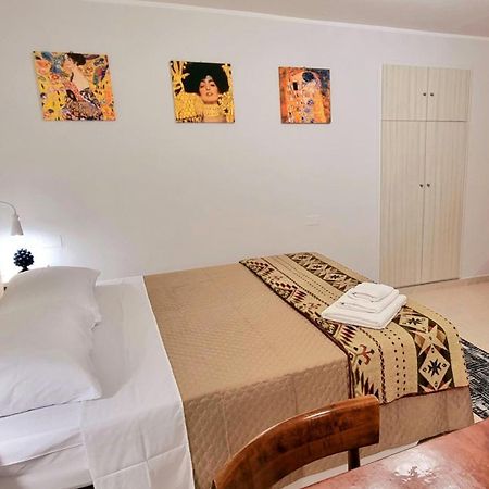 Porta Terra Apartment Cefalù Eksteriør billede